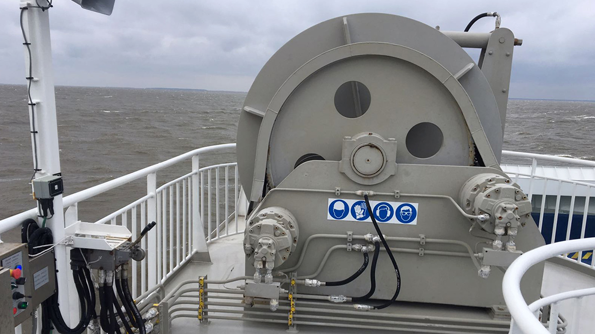 Lifting and Handling Winches