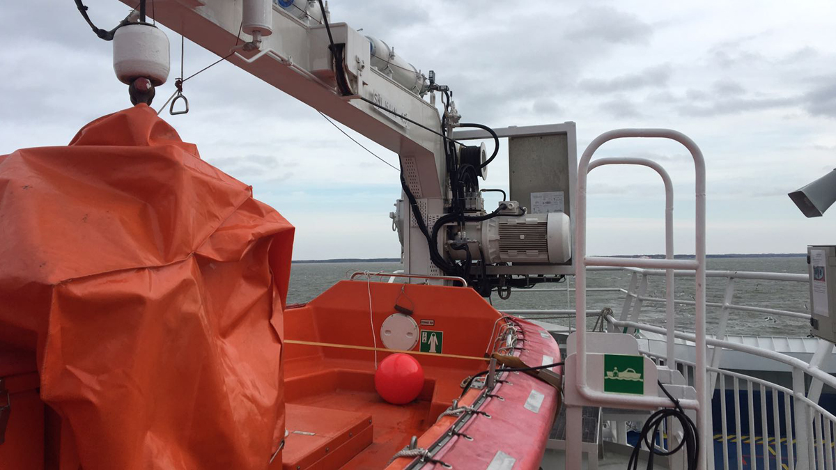 Fast Rescue Boat Davits