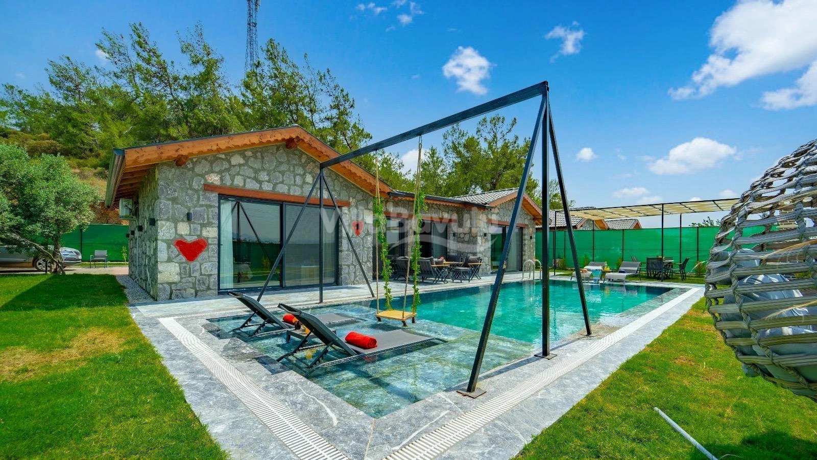 Villa Honey House 2
