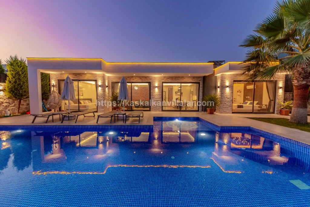 TY 196 Villa Anna Kalkan
