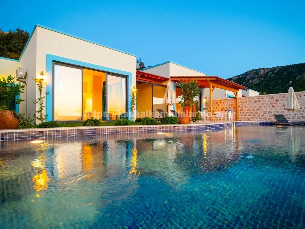 VP Villa Silver Kalkan | Özel Havuzlu & Isıtmalı Lüks Villa