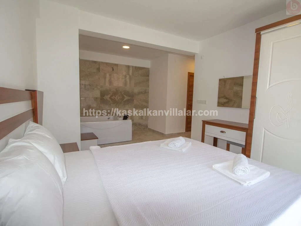 NV Villa Mina Fethiye | Özel Havuzlu & Jakuzili Lüks Villa - 14