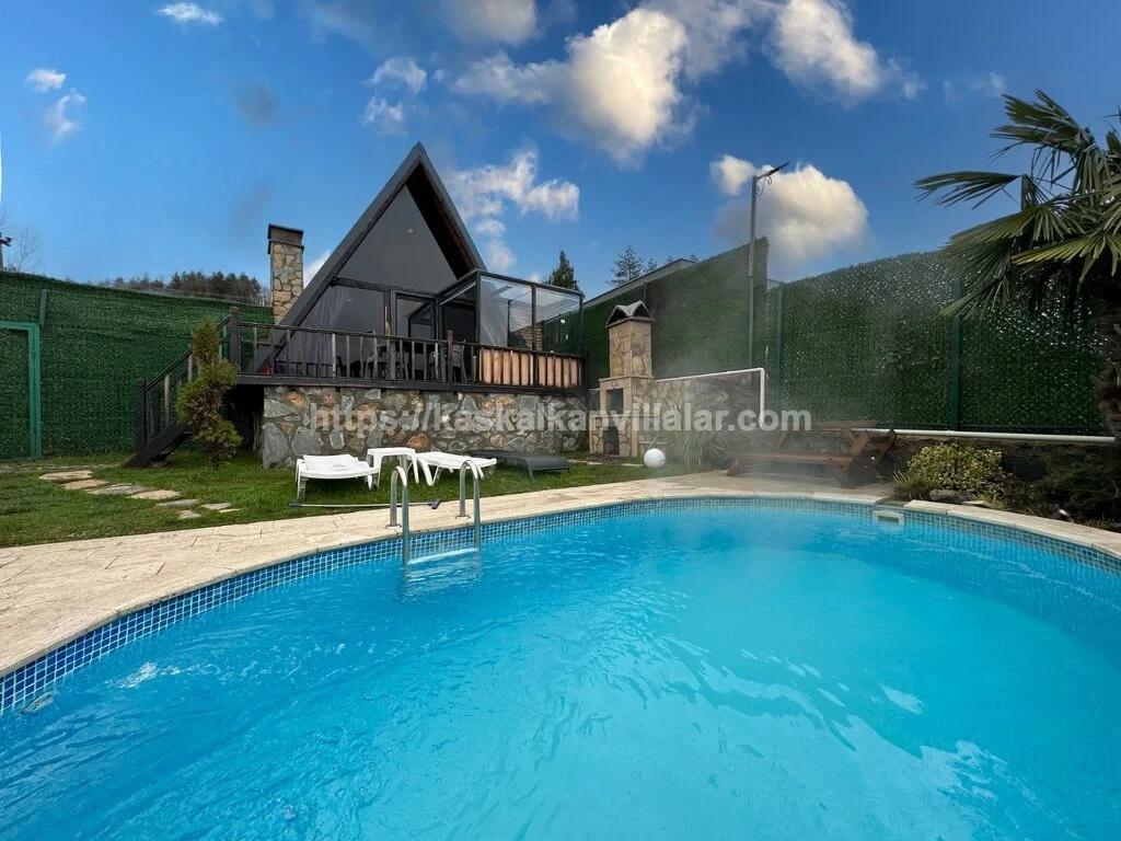 Mavera Havuzlu Bungalov Sapanca | Jakuzili & Isıtmalı Havuz - 2