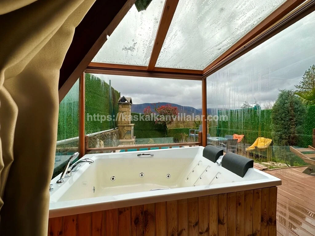 Nevada Bungalov Sapanca | Kare Havuzlu & Jakuzili Doğa Tatili - 3