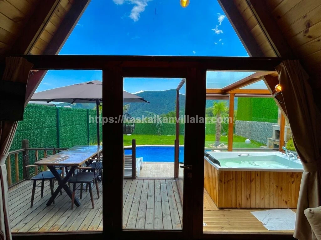 Mavera Bungalov Sapanca | Oval Havuzlu & Jakuzili Lüks Tatil - 7