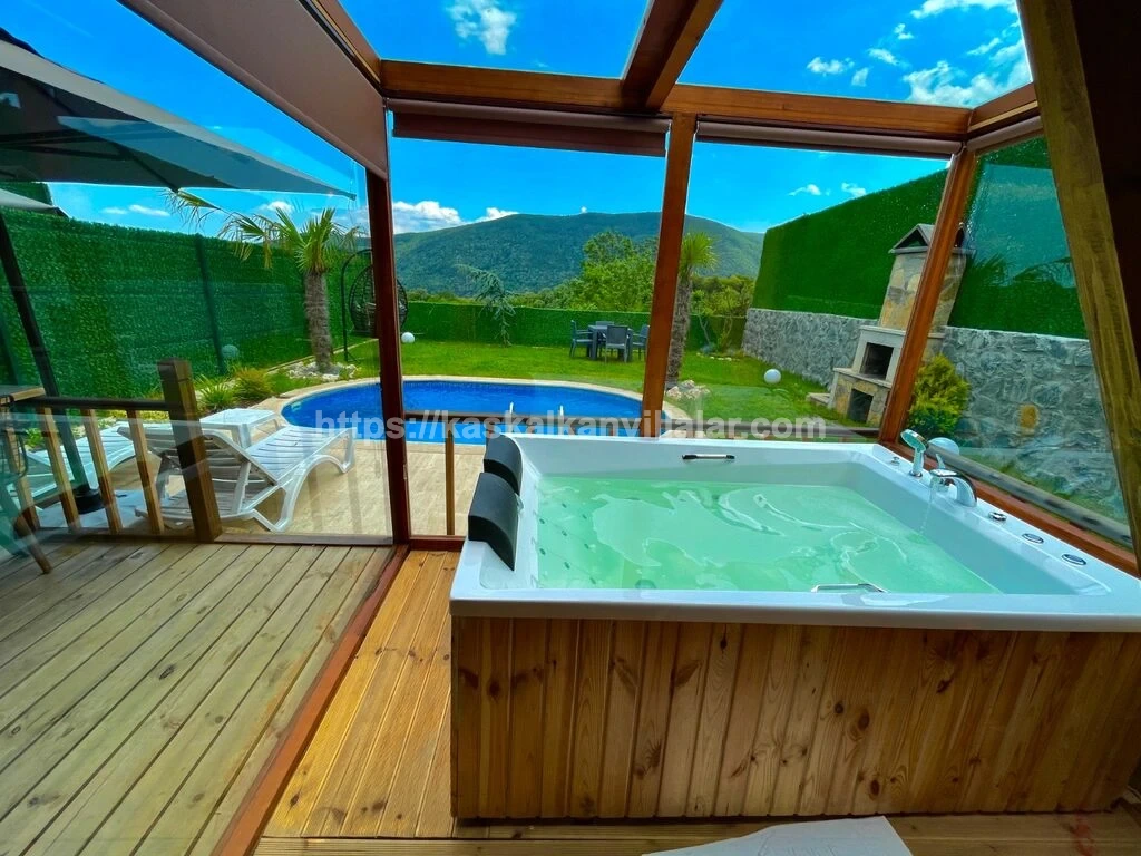 Mavera Bungalov Sapanca | Oval Havuzlu & Jakuzili Lüks Tatil - 4