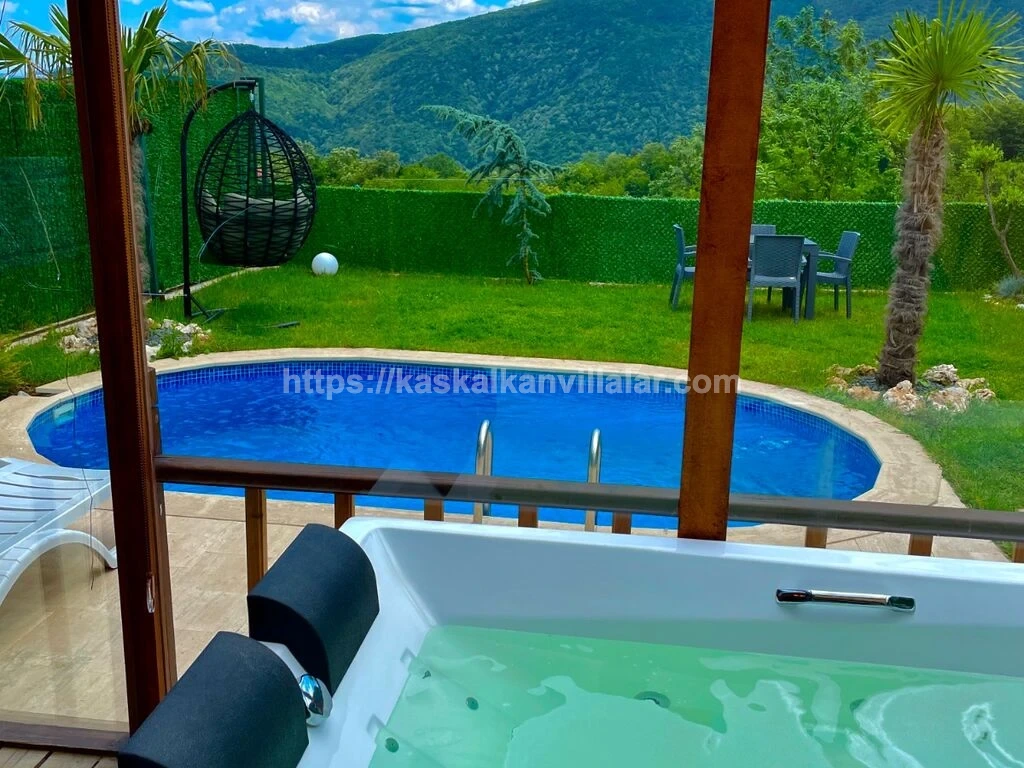 Mavera Bungalov Sapanca | Oval Havuzlu & Jakuzili Lüks Tatil - 3