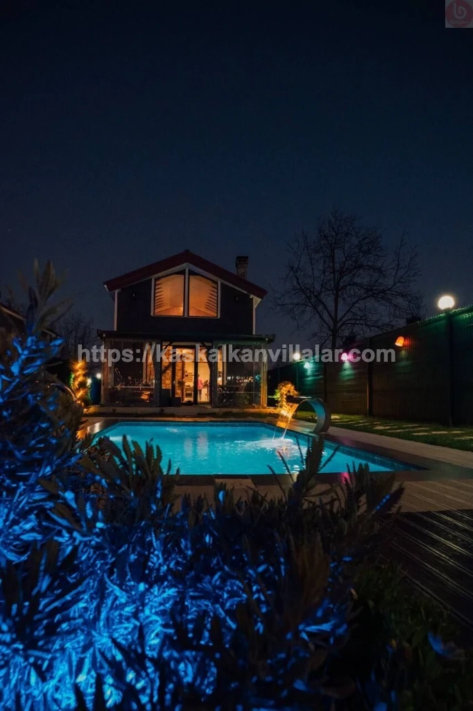 Elitera Sapanca Bungalov | Isıtmalı Havuzlu & Jakuzili Tatil - 3