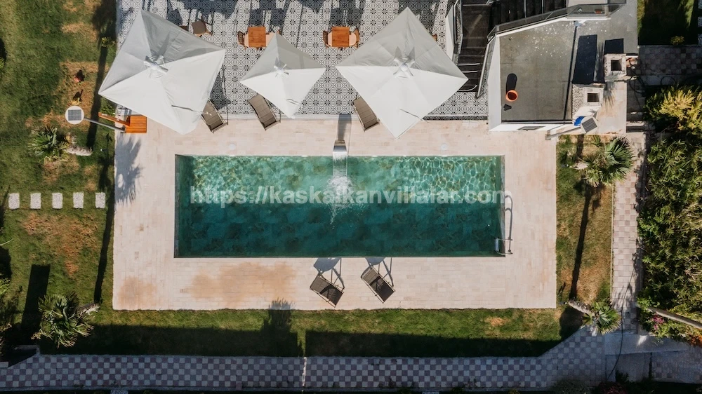Mega Otel Çeşme