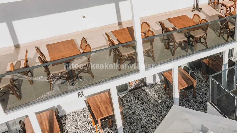 Mega Hotel 3+1 Çeşme