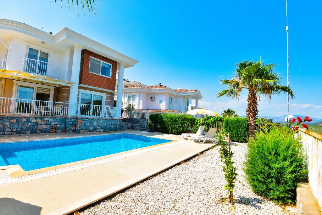 Villa Ela