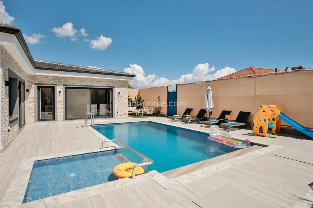 Villa Twin