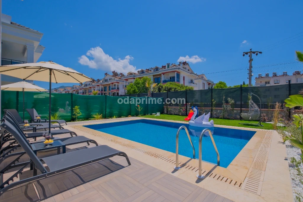 Villa White Palm 3 - 6