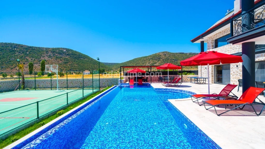 Villa Nirvana