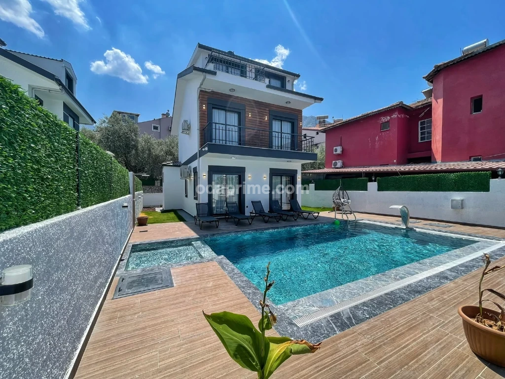 Villa Hisarönü A