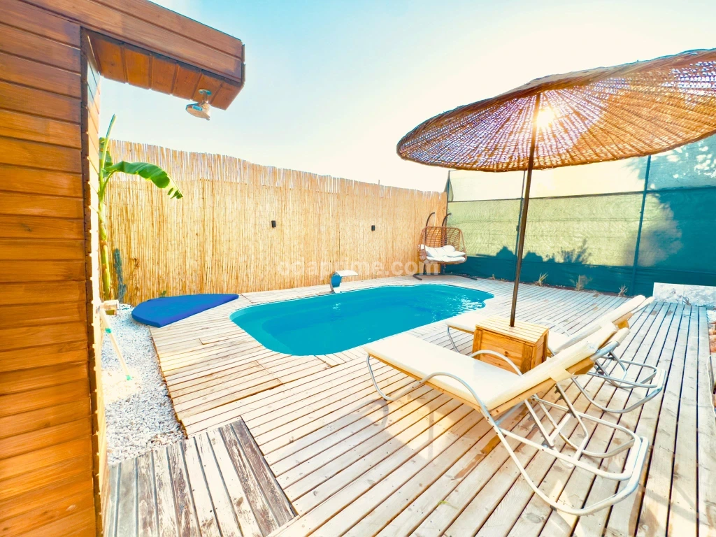 Bungalow Tropik
