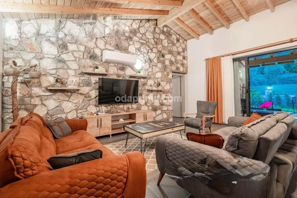 Villa Akar