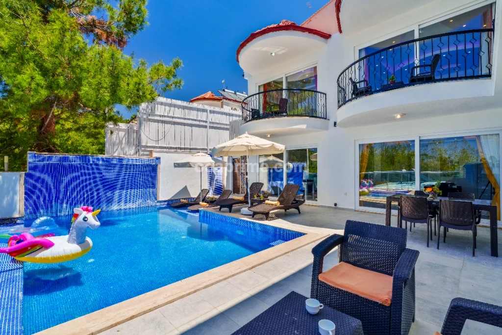 Villa Saray