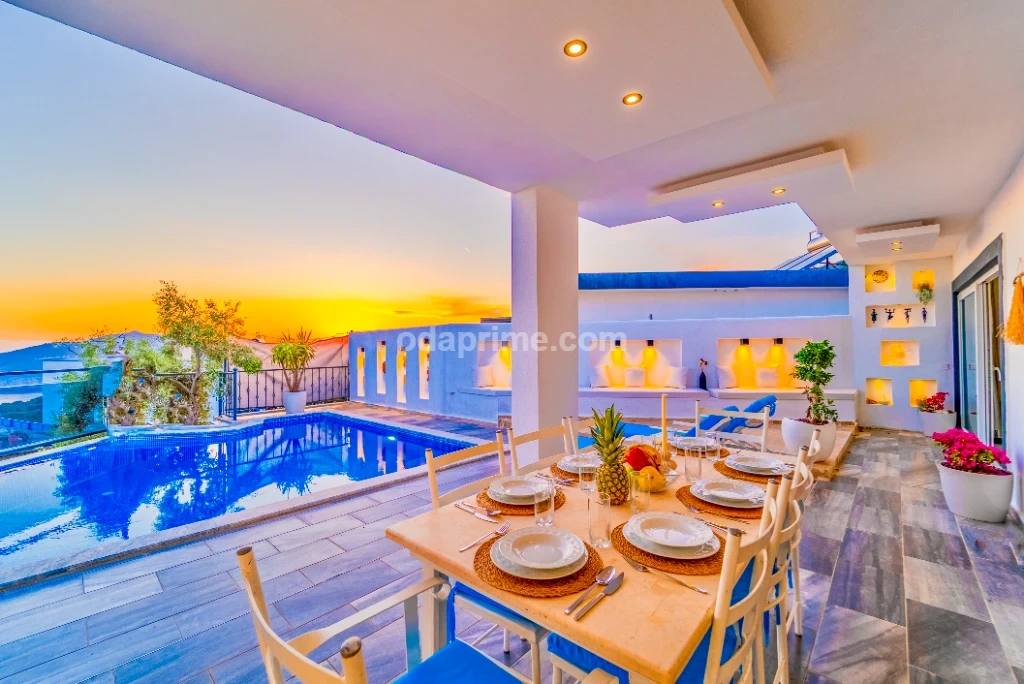 Villa Charm