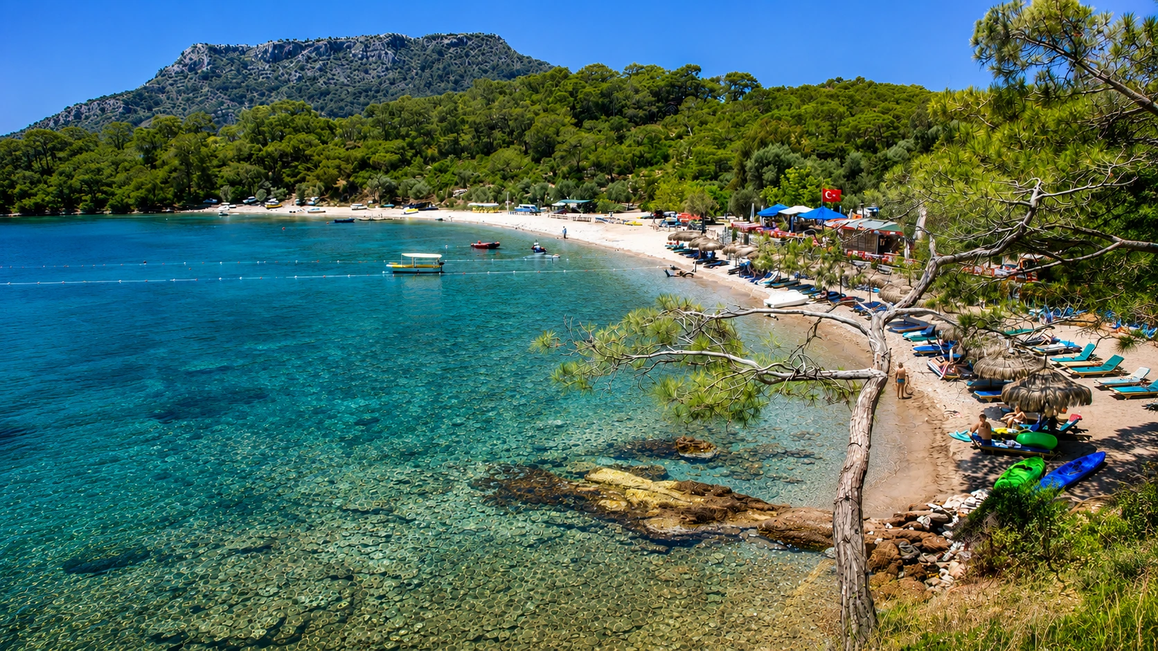 Gemile Koyu: Tarihi Kalıntılar ve Turkuaz Denizle Buluşan Eşsiz Fethiye Koyu