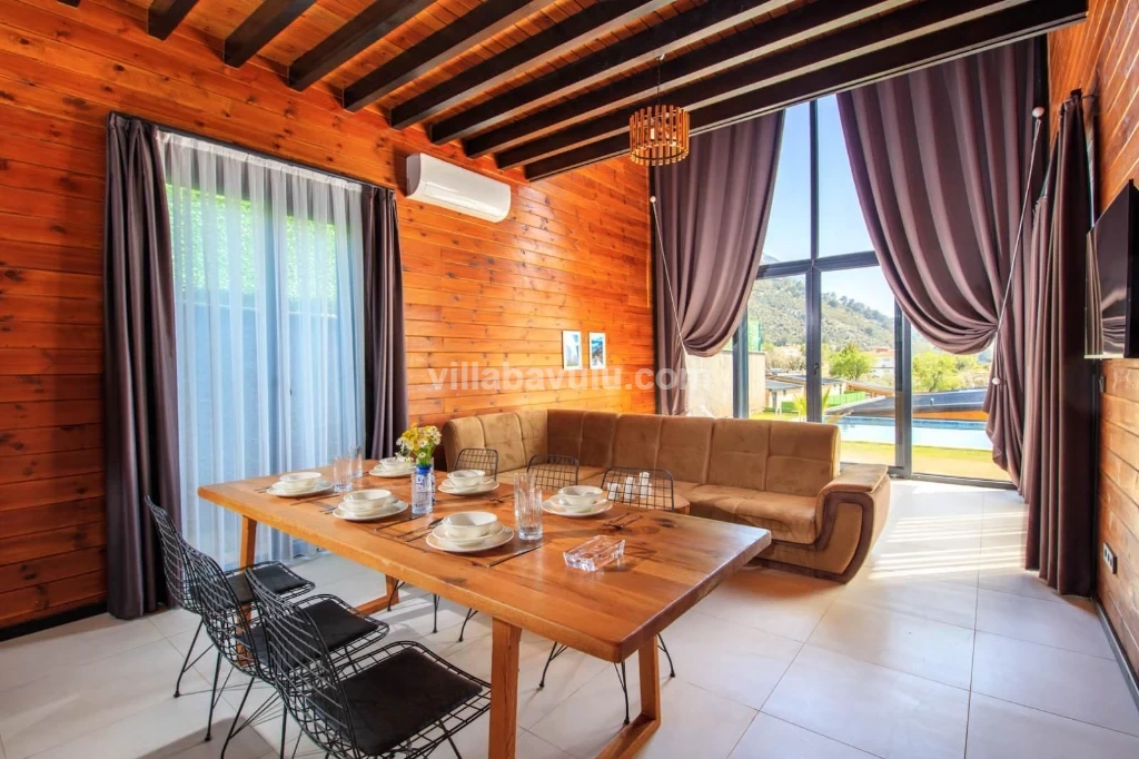 Villa Life Green 1