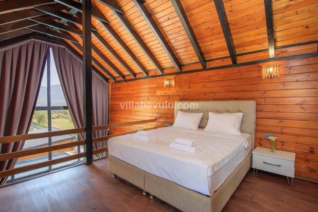 Villa Life Green 1
