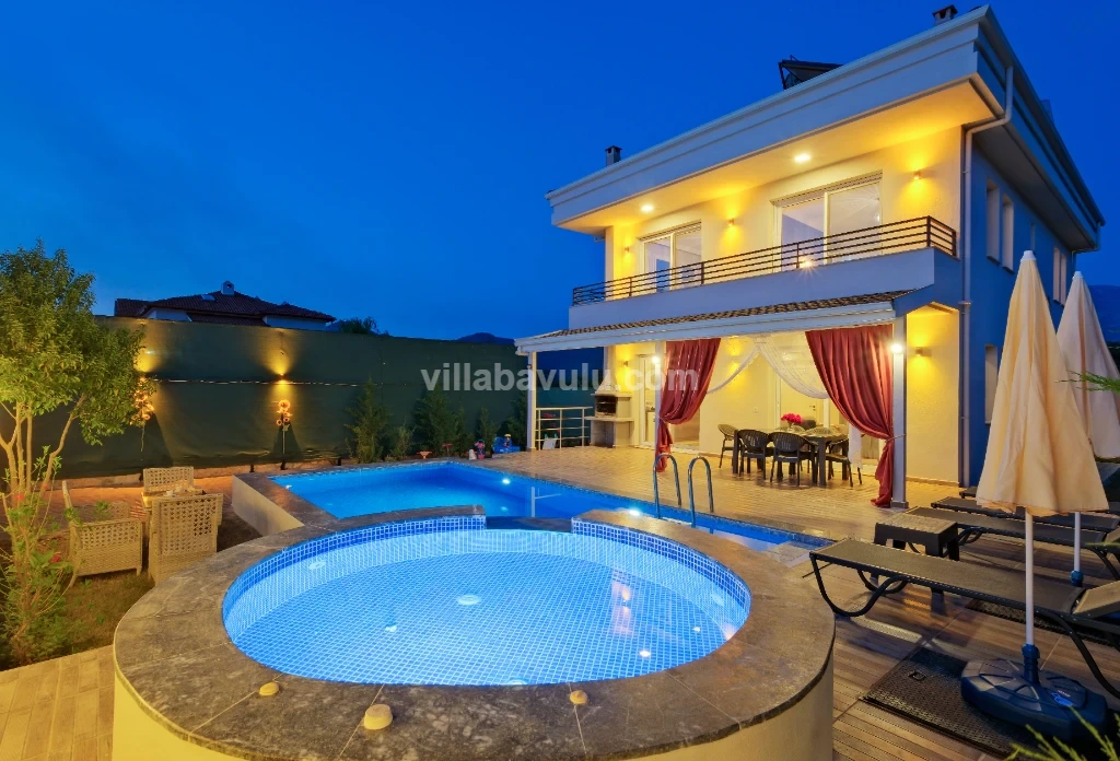 Villa Shine